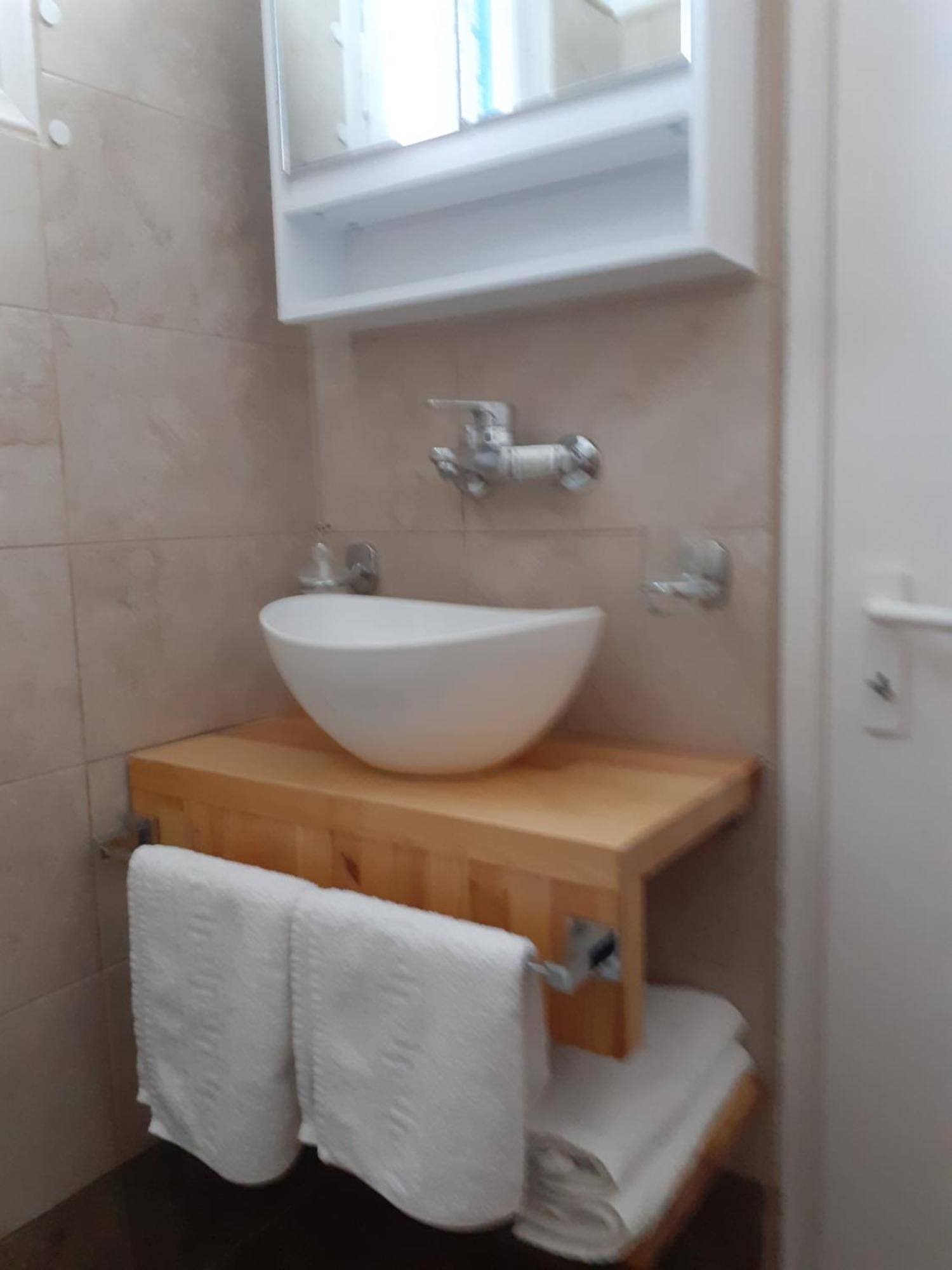 Studios Prevena Adamantas  Ngoại thất bức ảnh